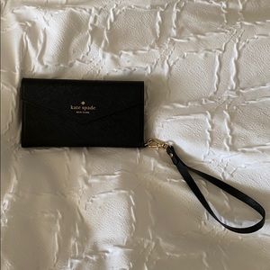 Kate Spade iPhone 8 Wallet/Wristlet case